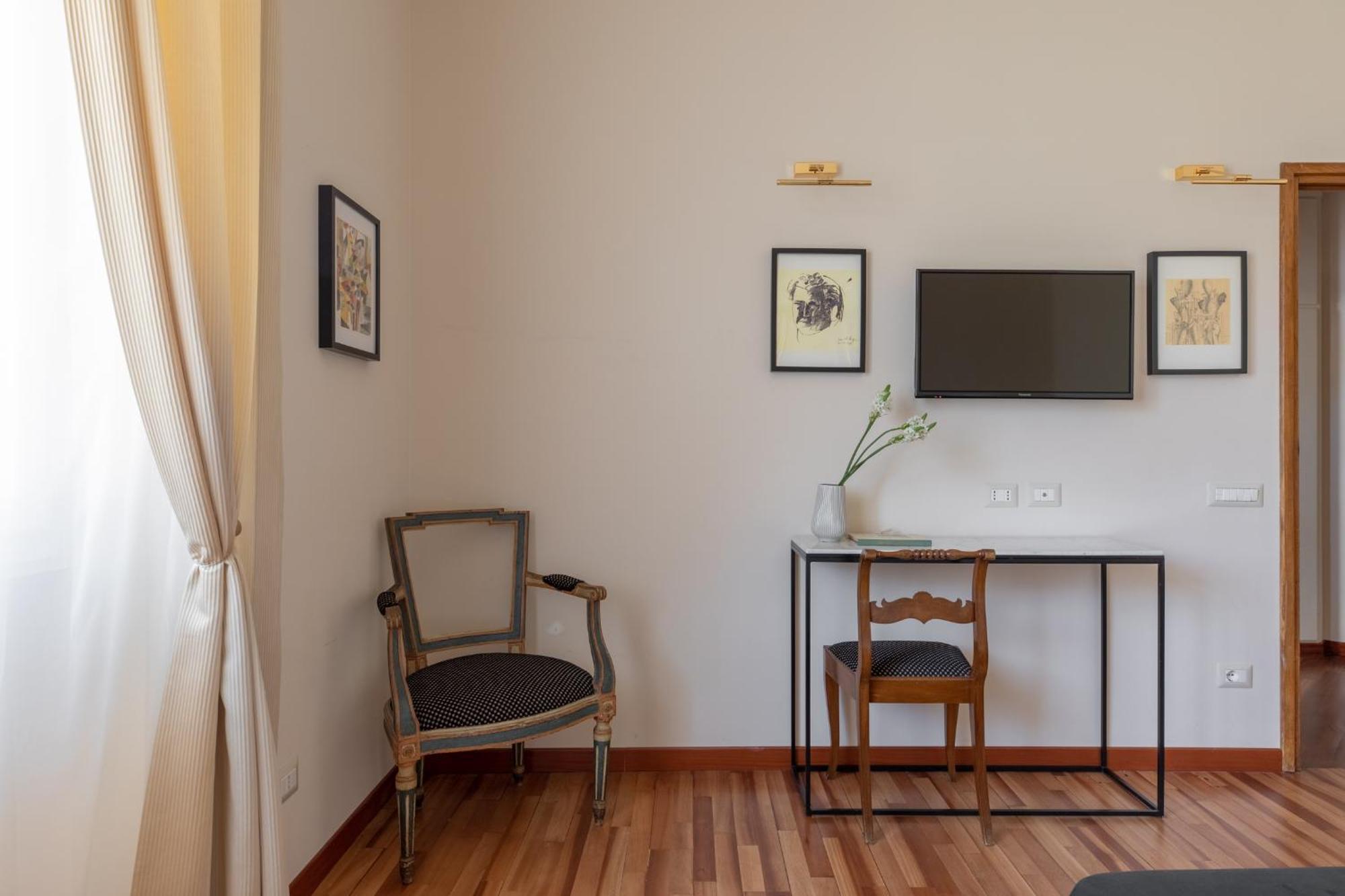 Apartment Iflat Penthouse Chic Near Piazza Del Popolo Rom